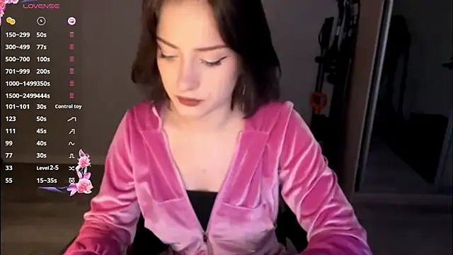 Meowluly online show from 04/01/26, 08:50