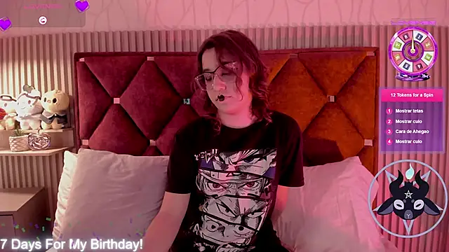 Kiri Velvet online show from 05/06/26, 07:51