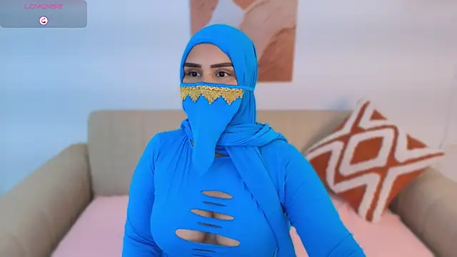 Mayraa arabelle online show from 11/26/25, 03:56