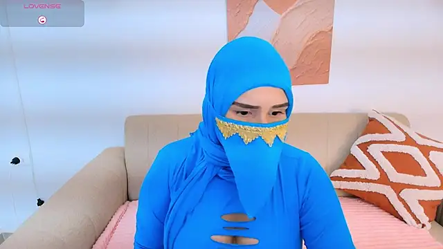 Mayraa arabelle online show from 12/01/25, 04:08