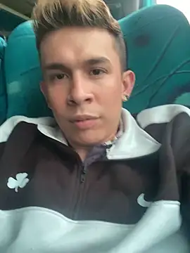 Snapshot of Juaan_Diick chatting on 02/21/26, 05:37 Juaan Diick online show from 02/21/26, 05:37