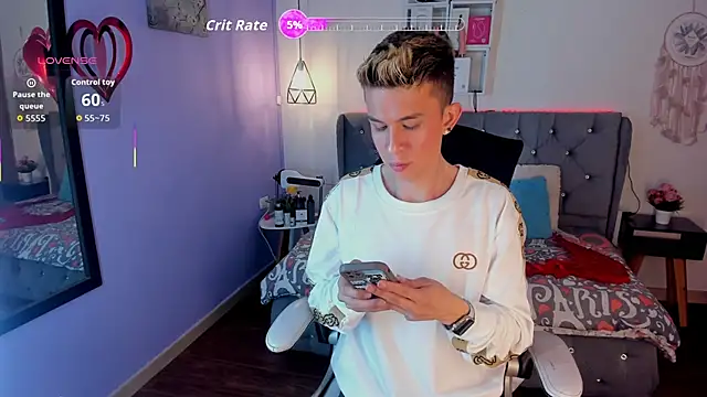 Snapshot of Juaan_Diick chatting on 02/18/26, 05:42 Juaan Diick online show from 02/18/26, 05:42