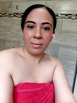 sexymaxine15 online show from 11/26/25, 04:12