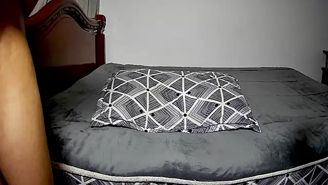 HouseOfHeat online show from 02/24/26, 04:52