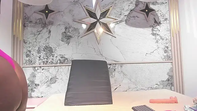 ZoeCollin online show from 01/18/26, 12:30