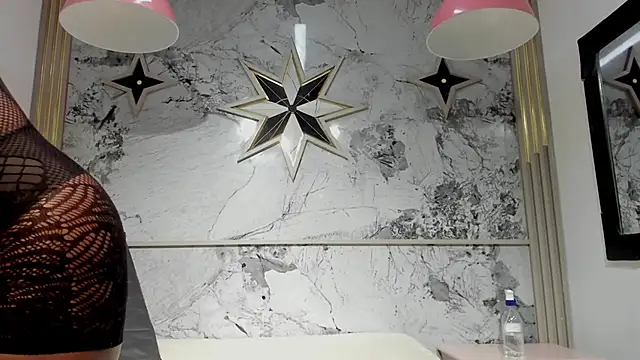 ZoeCollin online show from 03/11/26, 07:41