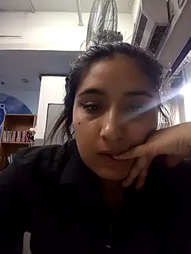 Bizcochitoc4 online show from 02/16/26, 09:56