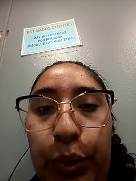 Bizcochitoc4 online show from 04/04/26, 01:50