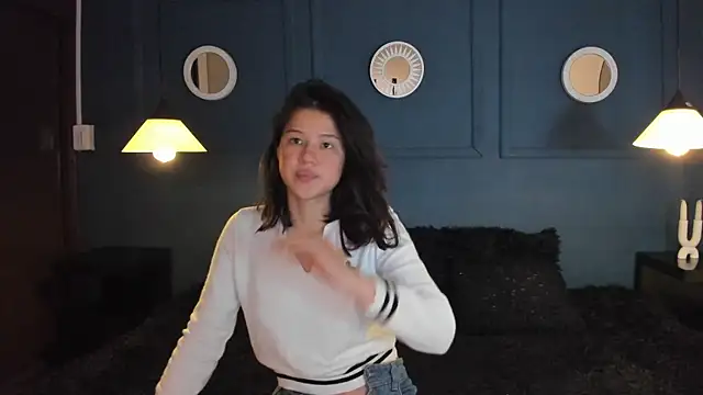 Snapshot of Skyy_bloom chatting on 03/04/26, 12:13 Skyy bloom online show from 03/04/26, 12:13