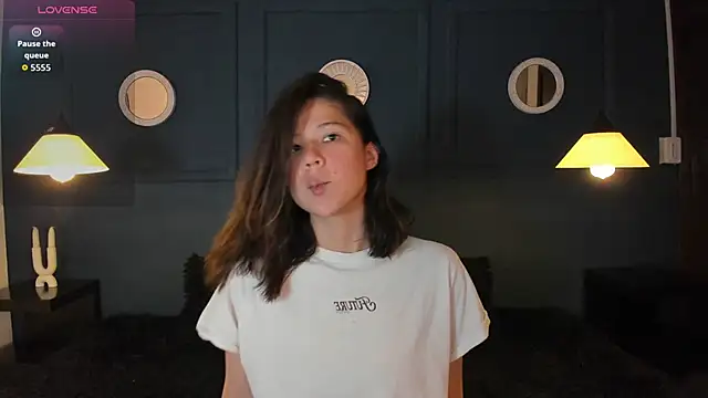 Skyy bloom online show from 03/11/26, 01:38