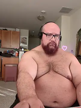 BigBearforCuddles online show from 04/22/26, 10:38