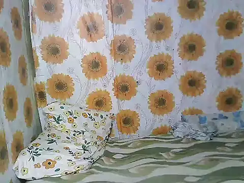 Smilinglovely online show from 03/28/26, 07:04