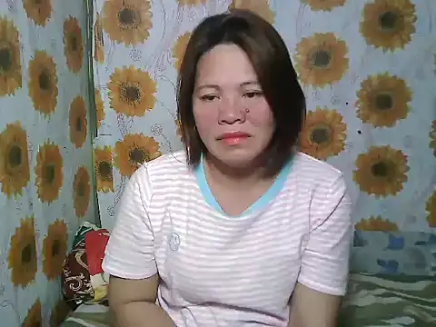 Smilinglovely online show from 03/14/26, 02:06