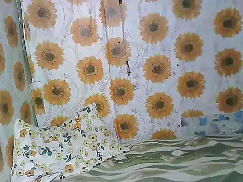 Smilinglovely online show from 03/16/26, 06:21