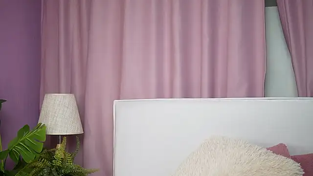 IsabelAmber online show from 11/26/25, 09:26