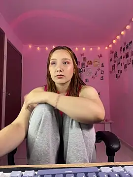 Davne  online show from 04/13/26, 12:03