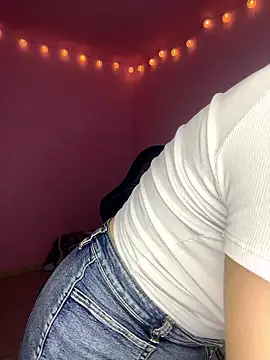 Snapshot of Davne_ chatting on 01/11/26, 11:55 Davne online show from 01/11/26, 11:55