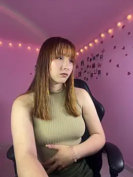 Snapshot of Davne_ chatting on 06/25/26, 11:54 Davne online show from 06/25/26, 11:54