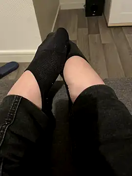 Blue-Coxy online show from 11/24/25, 06:41