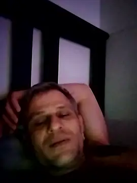 Snapshot of Streetworkout chatting on 01/19/26, 12:03 Streetworkout online show from 01/19/26, 12:03