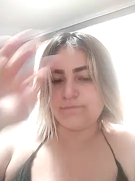 sexy aurora ourdoors online show from 11/25/25, 02:39