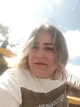 sexy aurora ourdoors online show from 11/26/25, 02:50