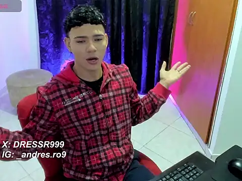 secret justin7 online show from 12/01/25, 12:17