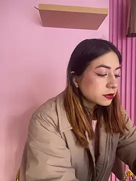 MaddieHunter online show from 01/09/26, 01:07