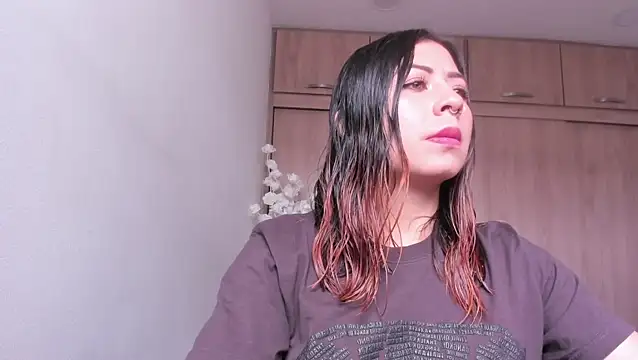 MaddieHunter online show from 05/19/26, 02:46