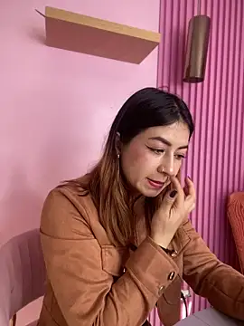 MaddieHunter online show from 01/11/26, 01:07