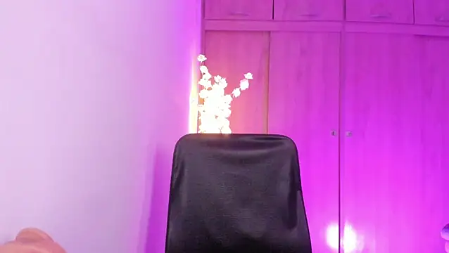 MaddieHunter online show from 05/14/26, 02:47