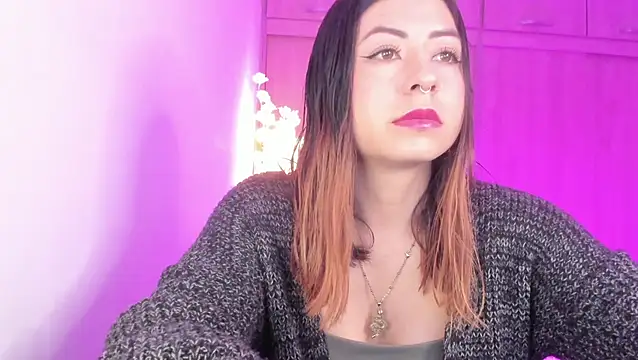 MaddieHunter online show from 05/13/26, 03:41