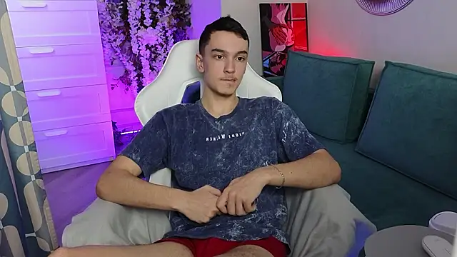 MoonlinSkinn online show from 02/20/26, 06:26