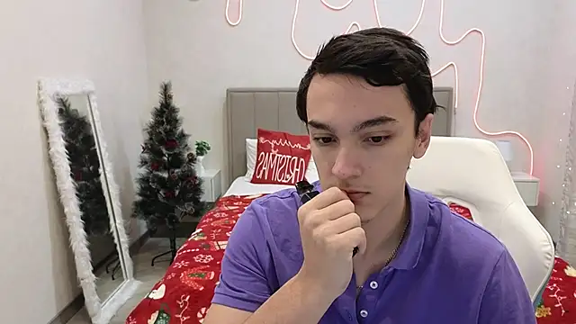 MoonlinSkinn online show from 01/12/26, 01:01