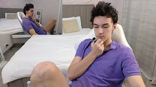 MoonlinSkinn online show from 02/06/26, 01:01