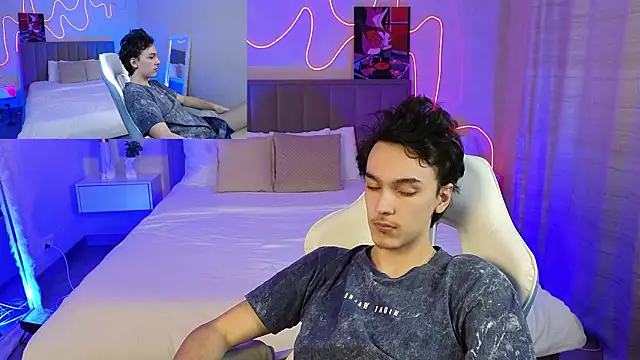 MoonlinSkinn online show from 02/15/26, 01:06