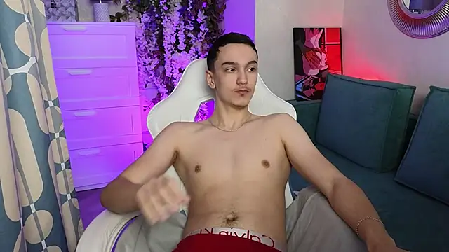 MoonlinSkinn online show from 02/27/26, 01:06