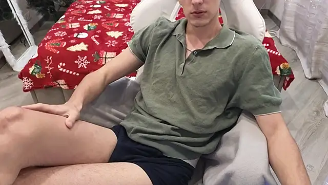 MoonlinSkinn online show from 12/21/25, 08:05