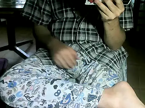 Snapshot of OreCam chatting on 02/24/26, 07:26 OreCam online show from 02/24/26, 07:26