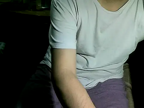 Snapshot of OreCam chatting on 03/17/26, 05:54 OreCam online show from 03/17/26, 05:54