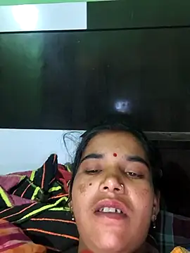 Uma sain online show from 04/10/26, 10:17