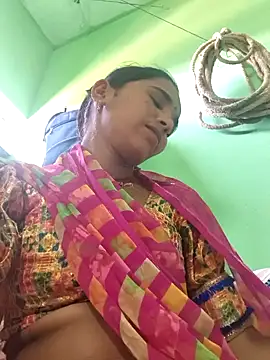 Uma sain online show from 04/10/26, 10:11