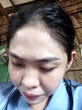 Snapshot of Lin-kute98 chatting on 05/06/26, 04:49 Lin-kute98 online show from 05/06/26, 04:49
