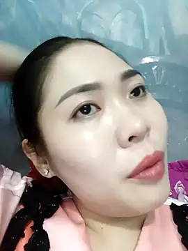 Snapshot of Lin-kute98 chatting on 04/19/26, 02:29 Lin-kute98 online show from 04/19/26, 02:29