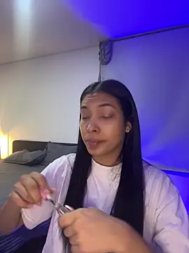 KarolRojas 22 online show from 05/09/26, 02:04