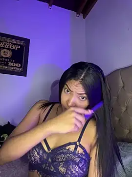 KarolRojas 22 online show from 02/13/26, 04:56