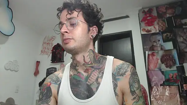 CryBoy13 online show from 01/10/26, 05:47