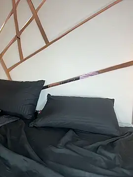 Celeste Valencia  online show from 02/20/26, 06:19