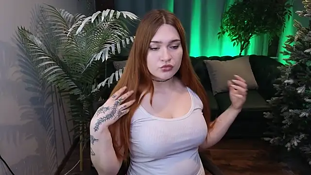 LucyLuice online show from 11/27/25, 07:20