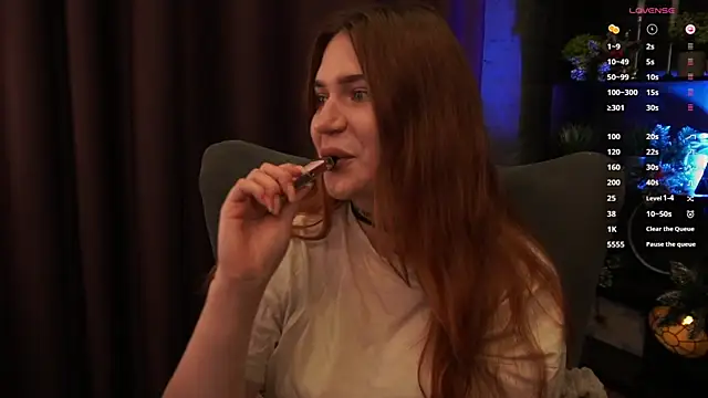 LucyLuice online show from 12/02/25, 05:09